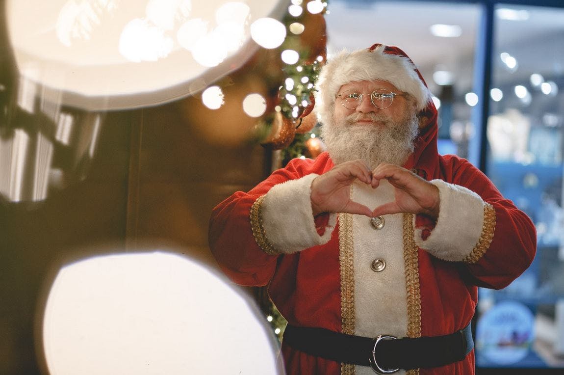 visit father christmas gloucestershire