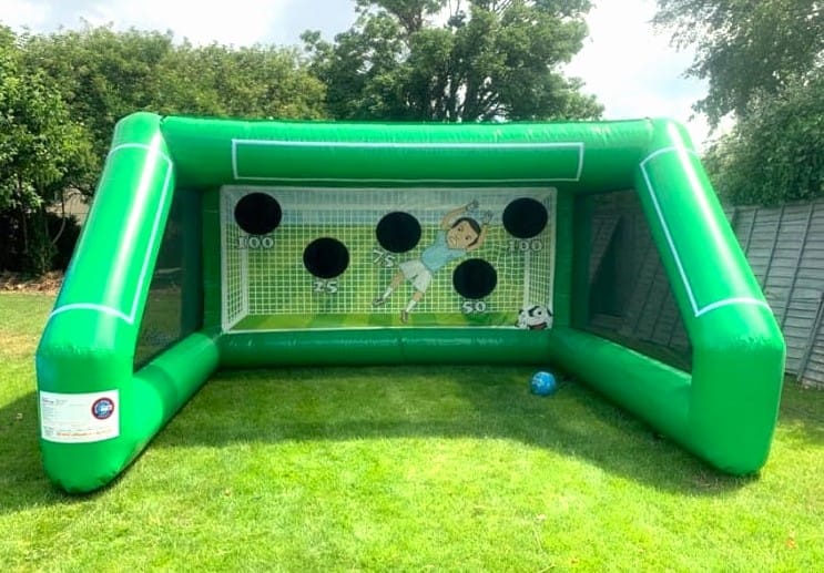 Kings Bouncy Castle Hire Cheltenham - image 1