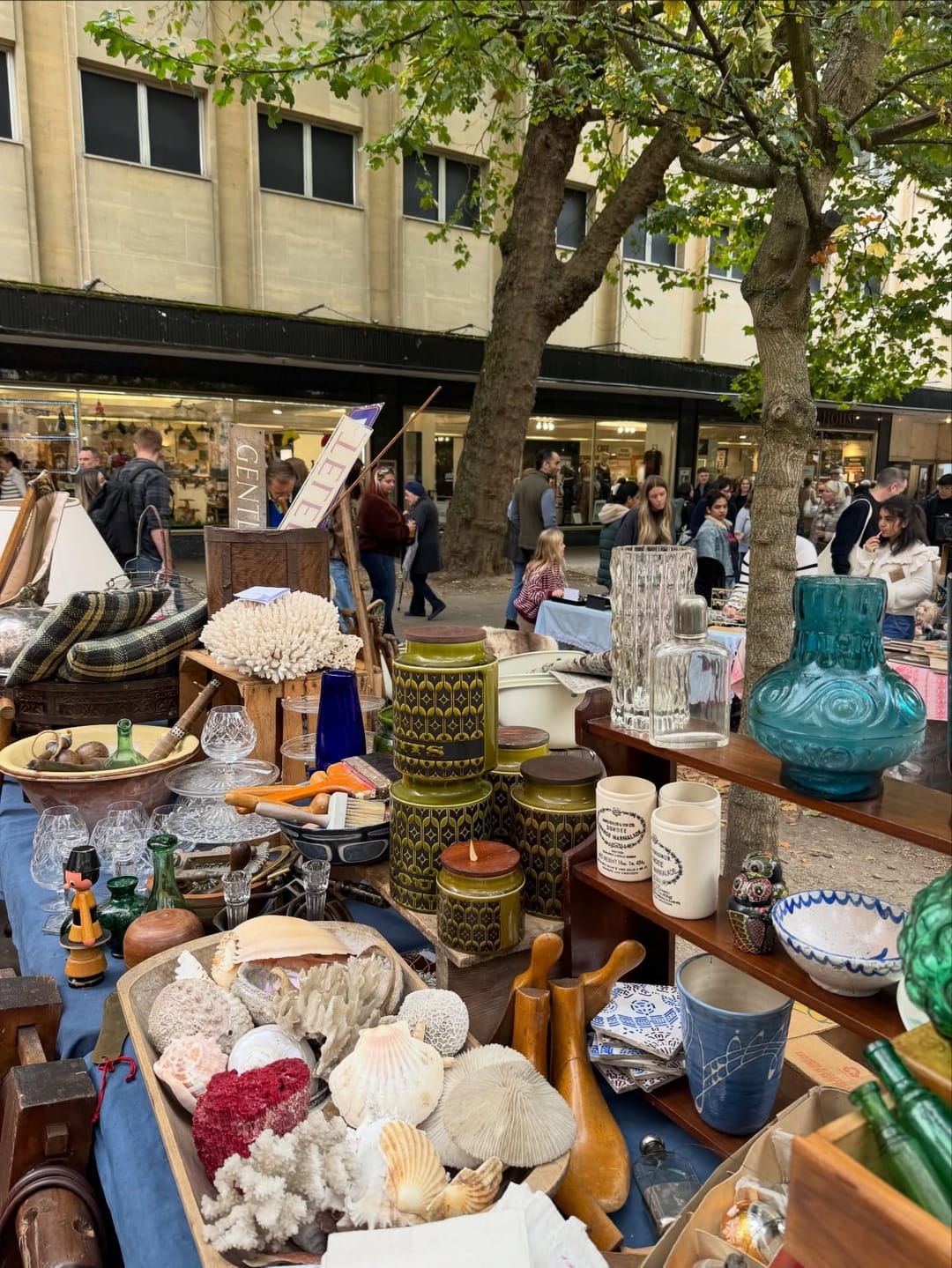 Cheltenham Antiques Market - image 3