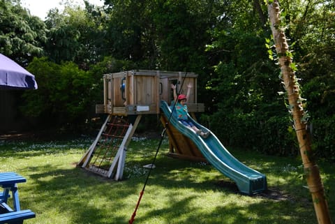 Cheltenham Pubs With Play Areas