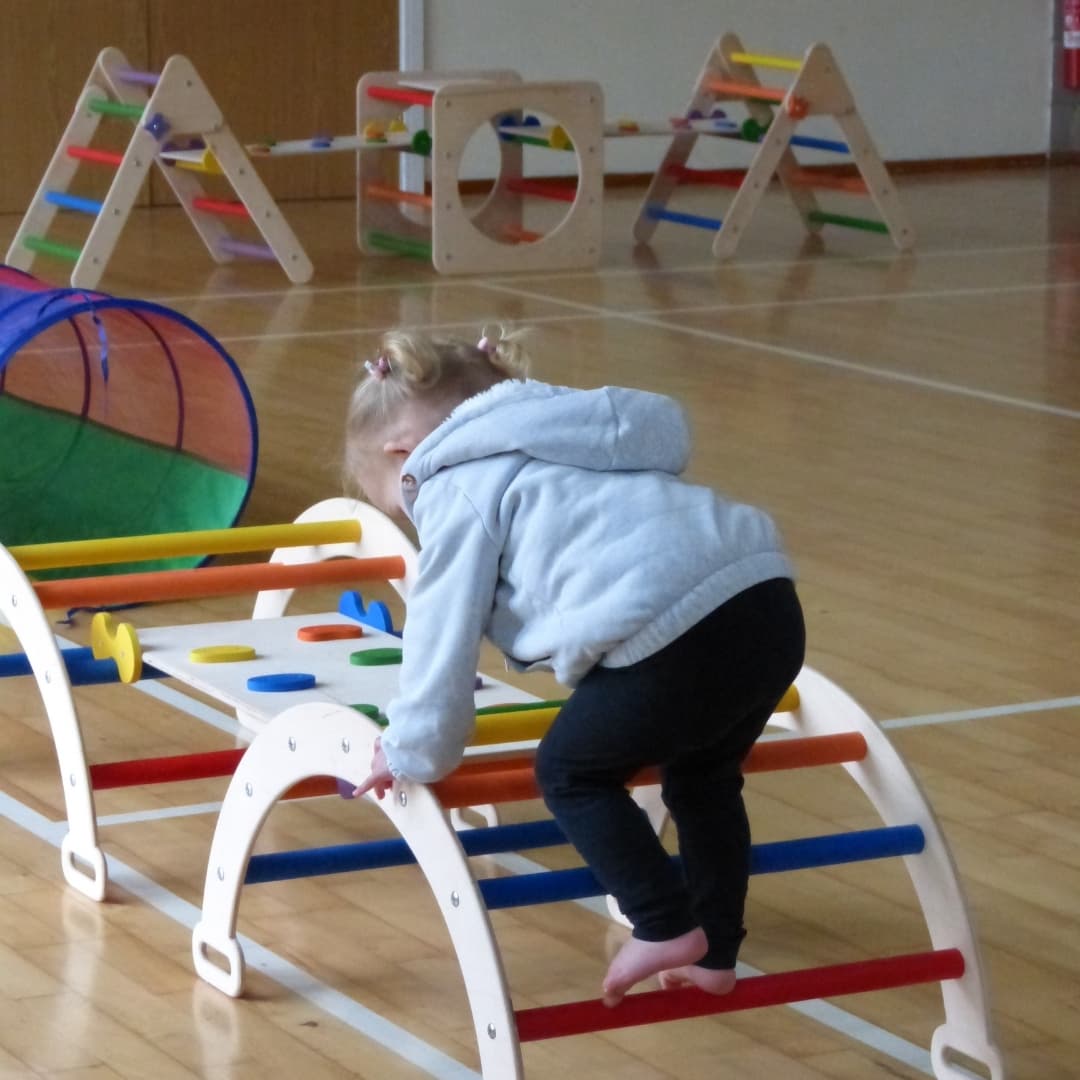 MIGHTY MOVERS Tewkesbury - image 1