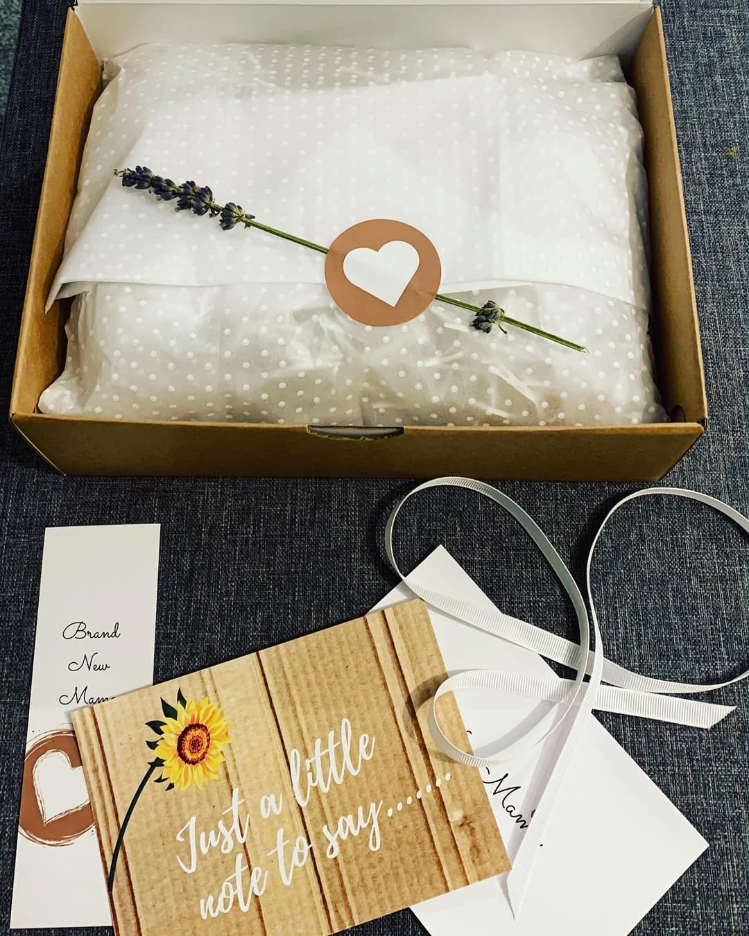 Hey Mama Pregnancy Box - image 3